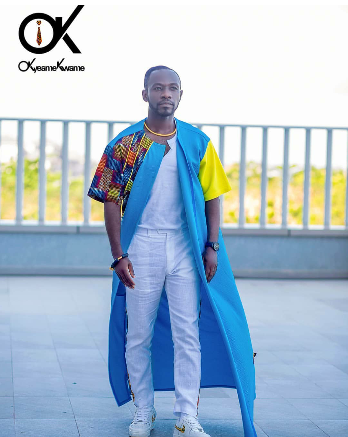Okyeame Kwame served a look in this cape