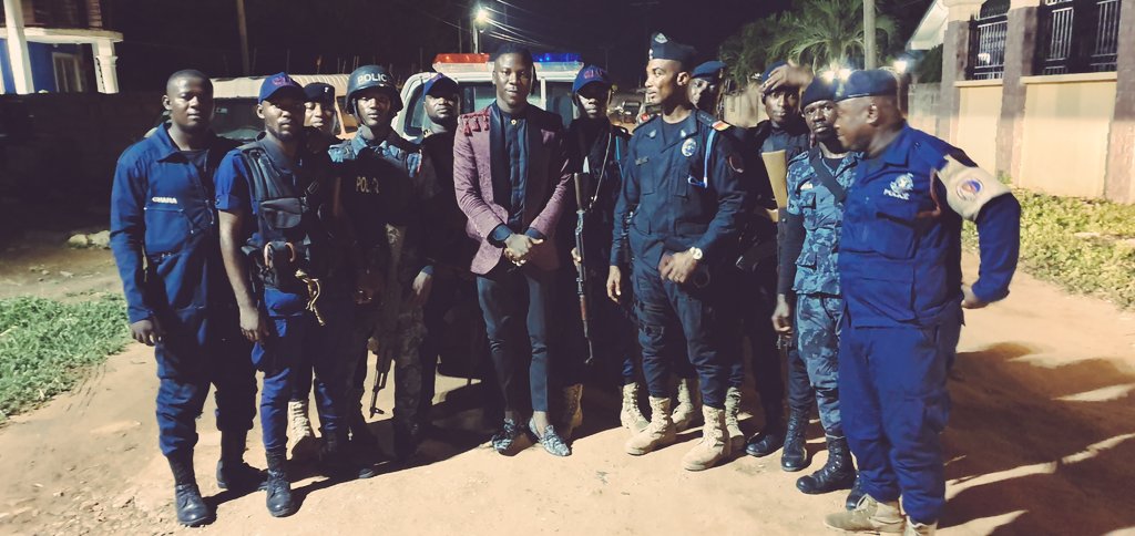 Stonebwoy with the police