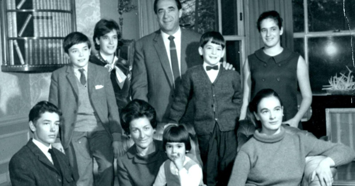 Robert Maxwell and family