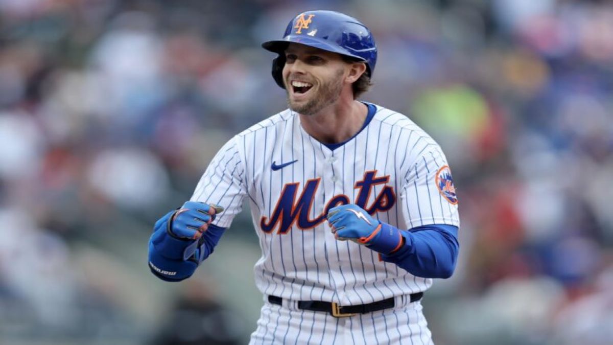Jeff McNeil family, wife, children, parents, siblings