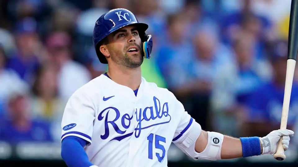 Whit Merrifield finally fitting in with Royals — with his bat and