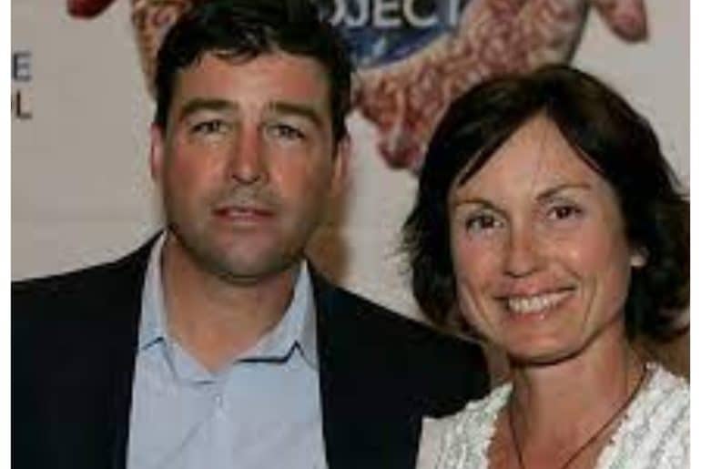 who-is-kyle-chandler-wife-kathryn-chandler
