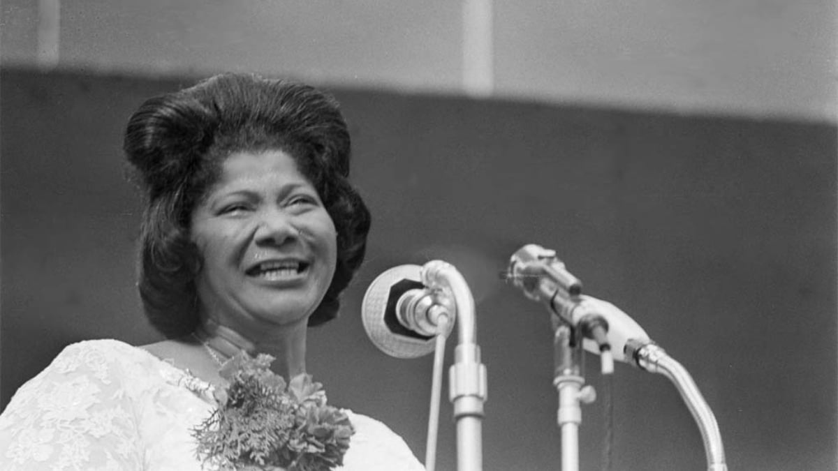 What happened to Mahalia Jackson?