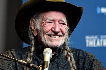 willie nelson career earnings and net worth