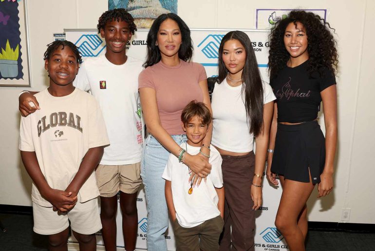 How many times has Kimora Lee Simmons been married? How many baby daddy ...
