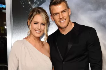 alan ritchson and wife