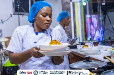 Ghanaian chef Faila Abdul-Razak attempts Guinness World Record for the longest cooking
