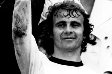 Bernd Holzenbein dead at 78: Germany World Cup winner and Eintracht Frankfurt legend passes away